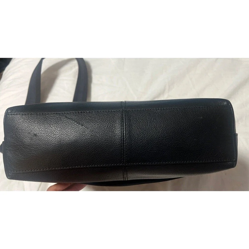 Coach Sullivan Messenger Black Pebbled Leather Crossbody Bag H1861 F29276